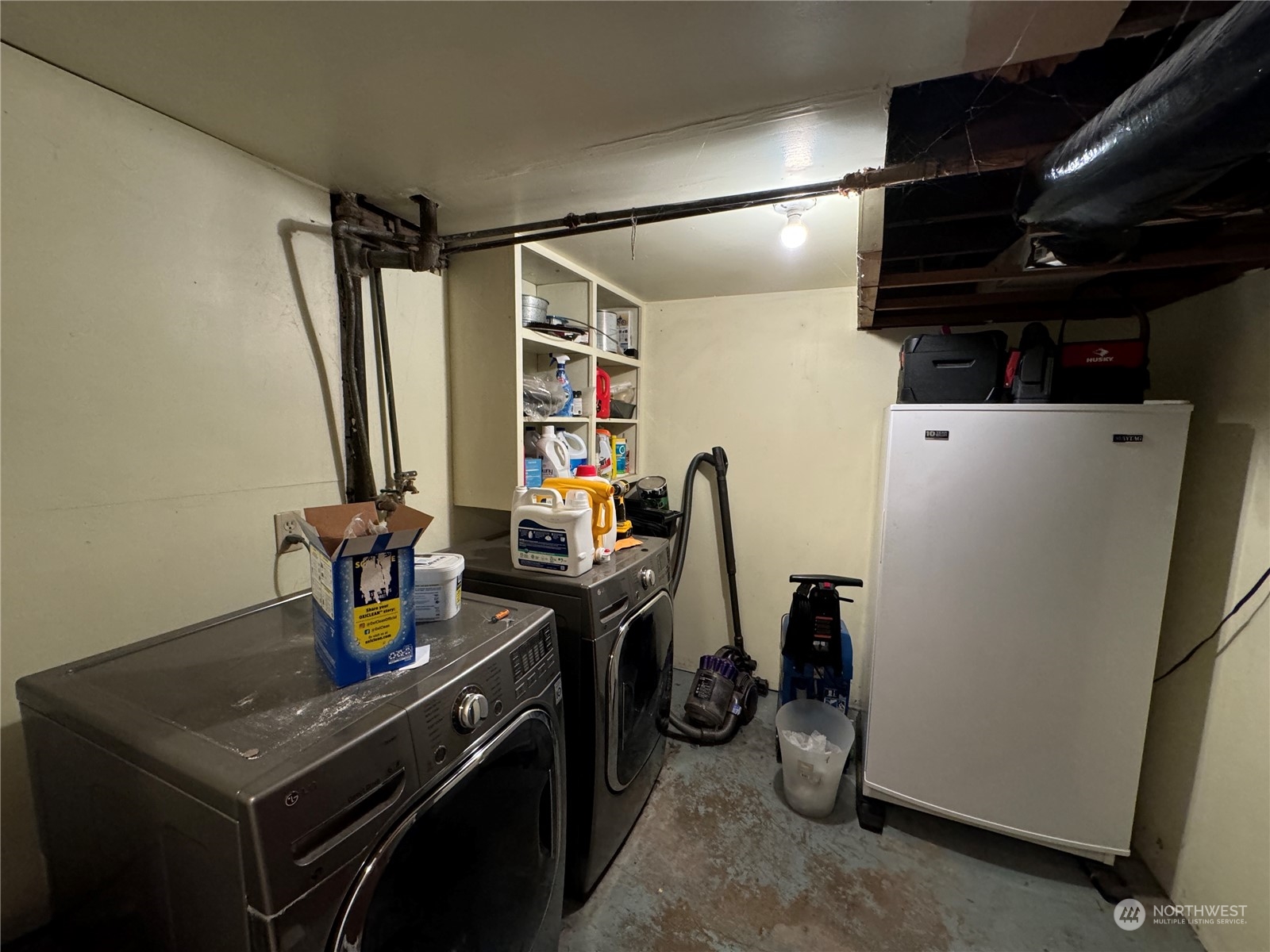 204 S Antwine