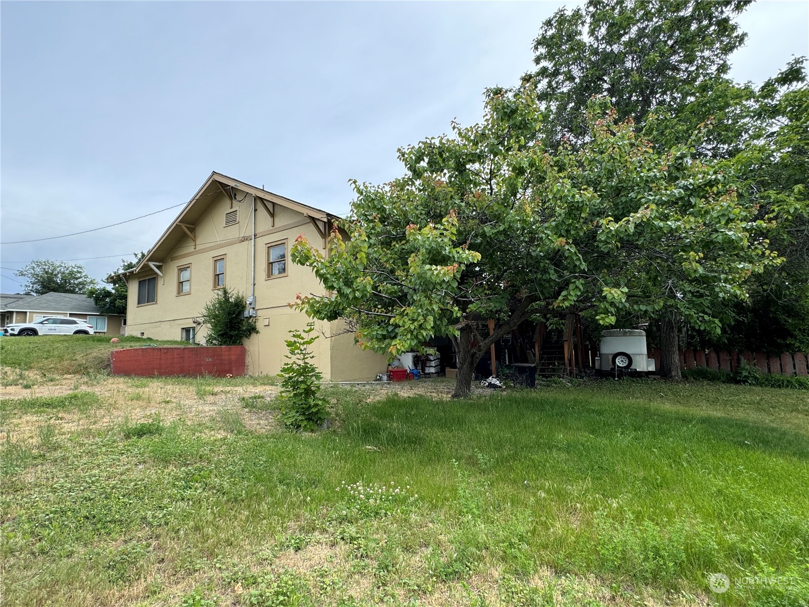 204 S Antwine
