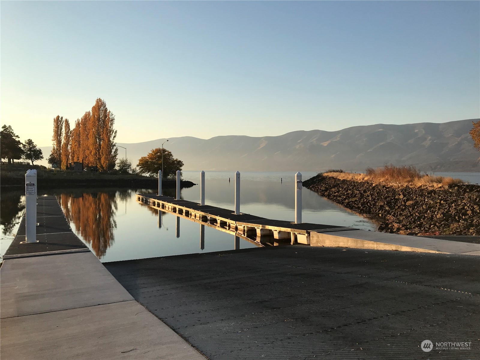 510 Island View SW