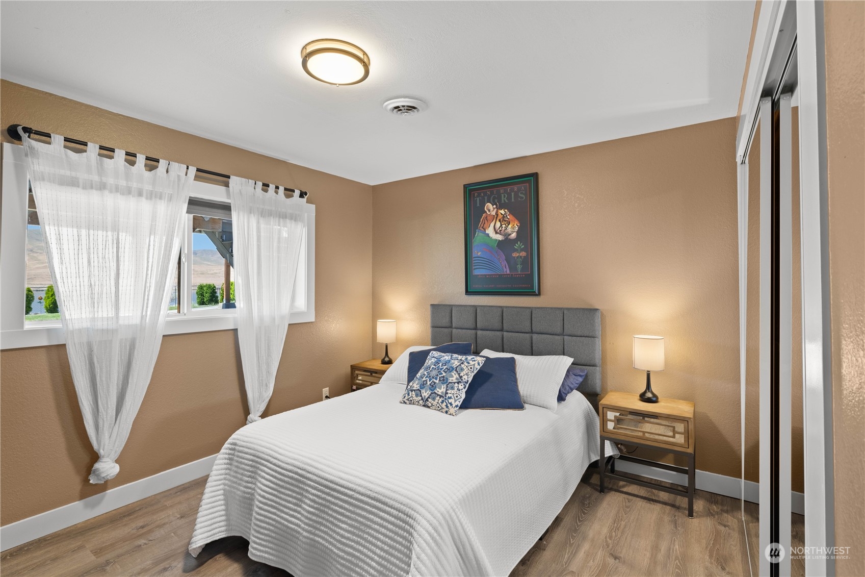510 Island View SW