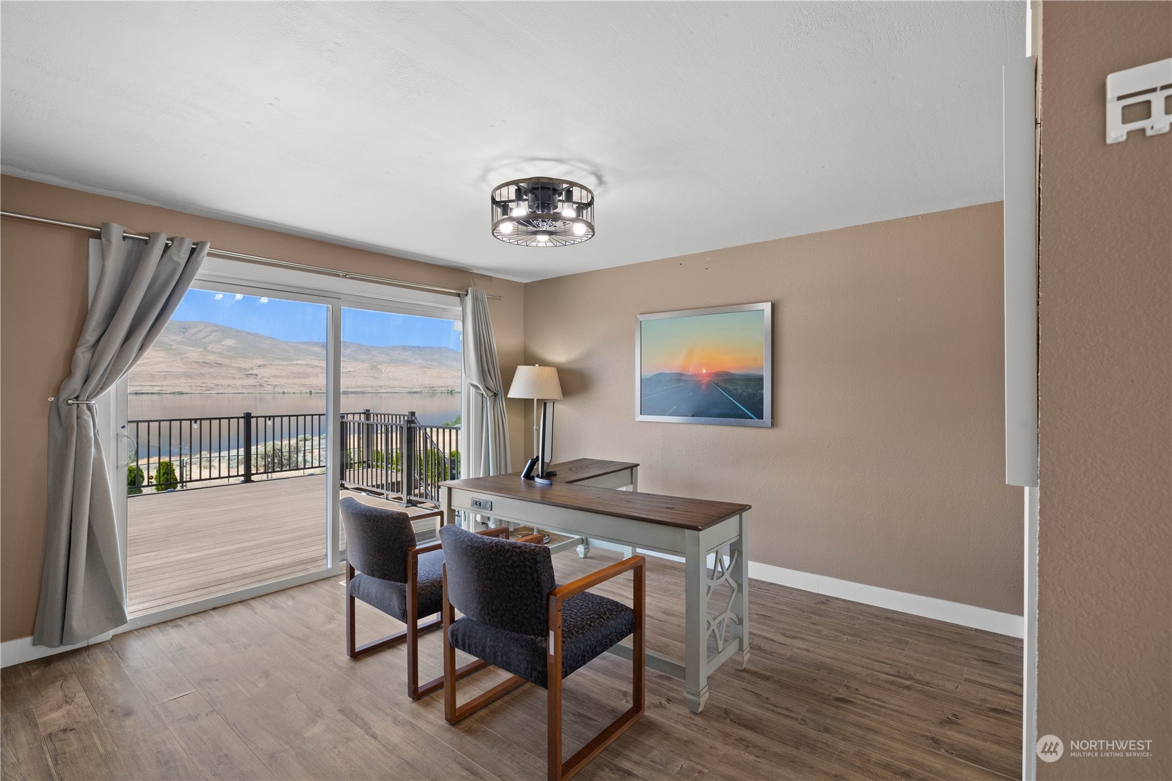 510 Island View SW