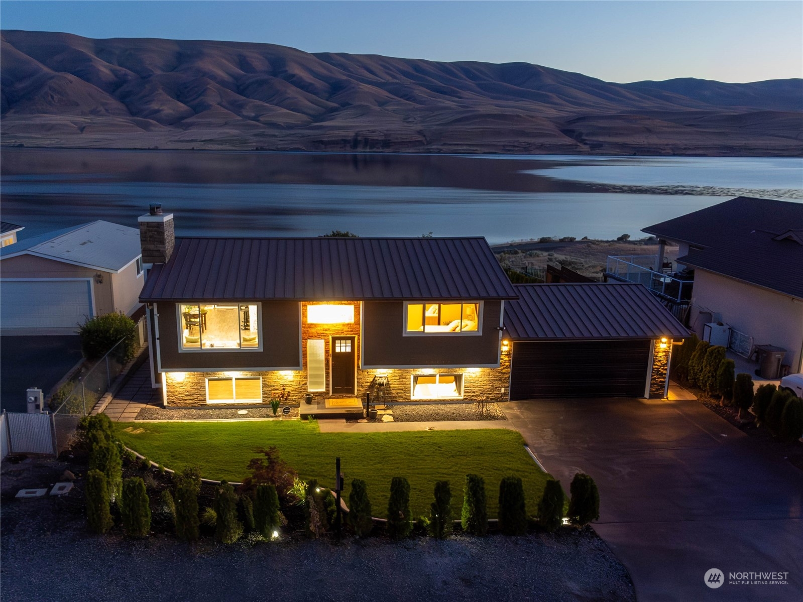 510 Island View SW