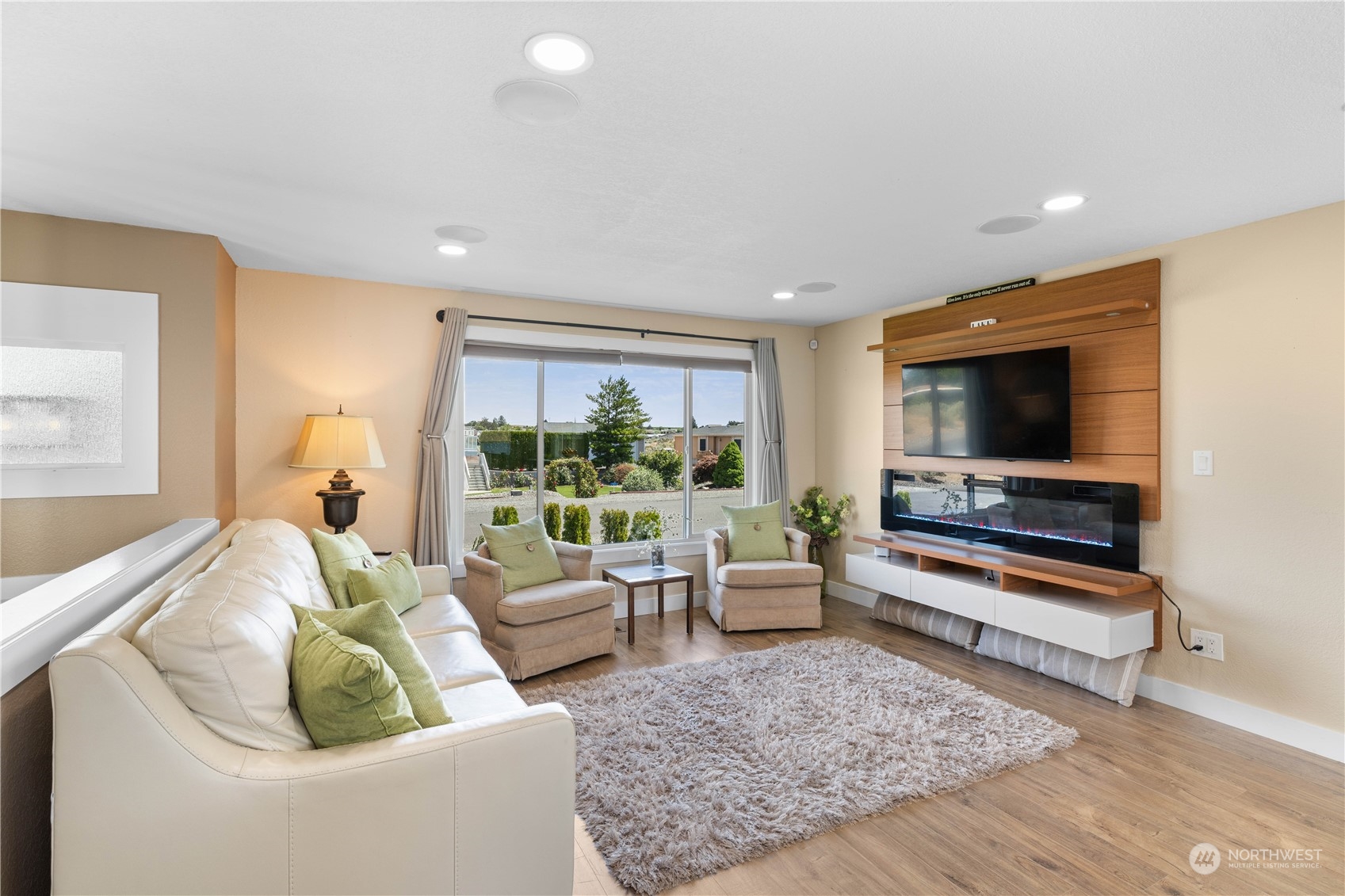 510 Island View SW