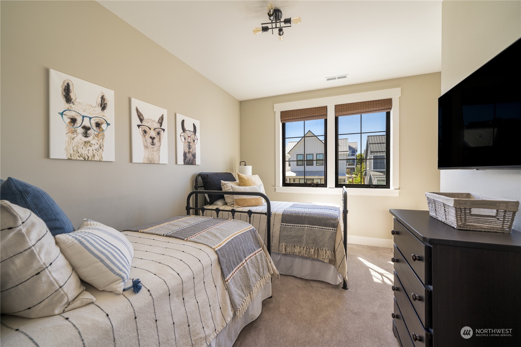 1385 Bighorn Way