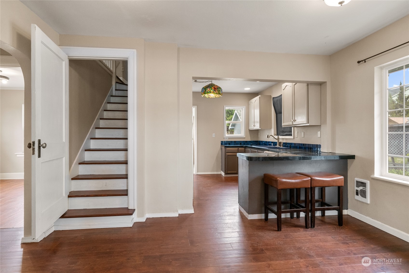 1380 S Wenatchee Avenue