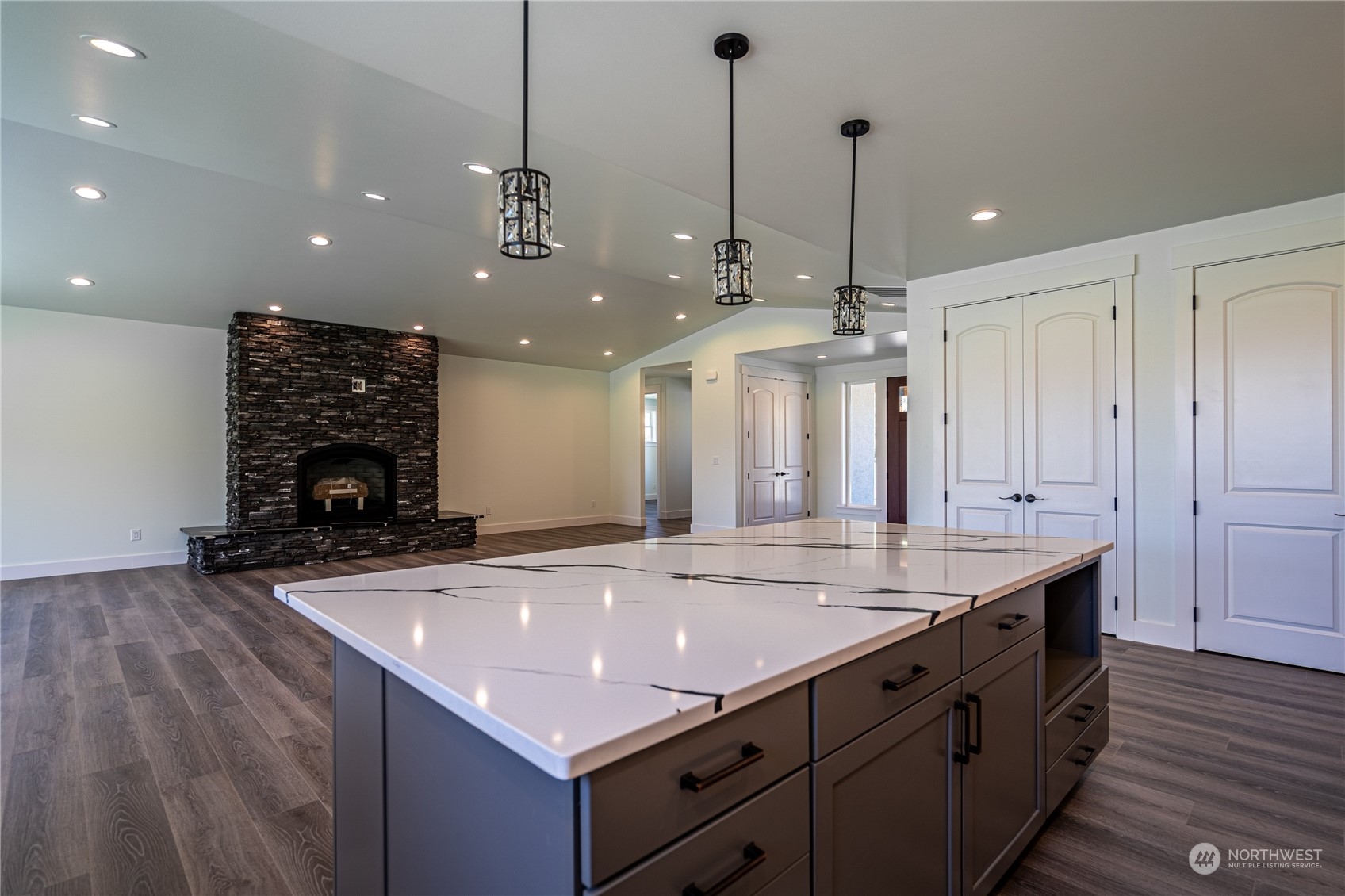 1275 Apple Acres Road