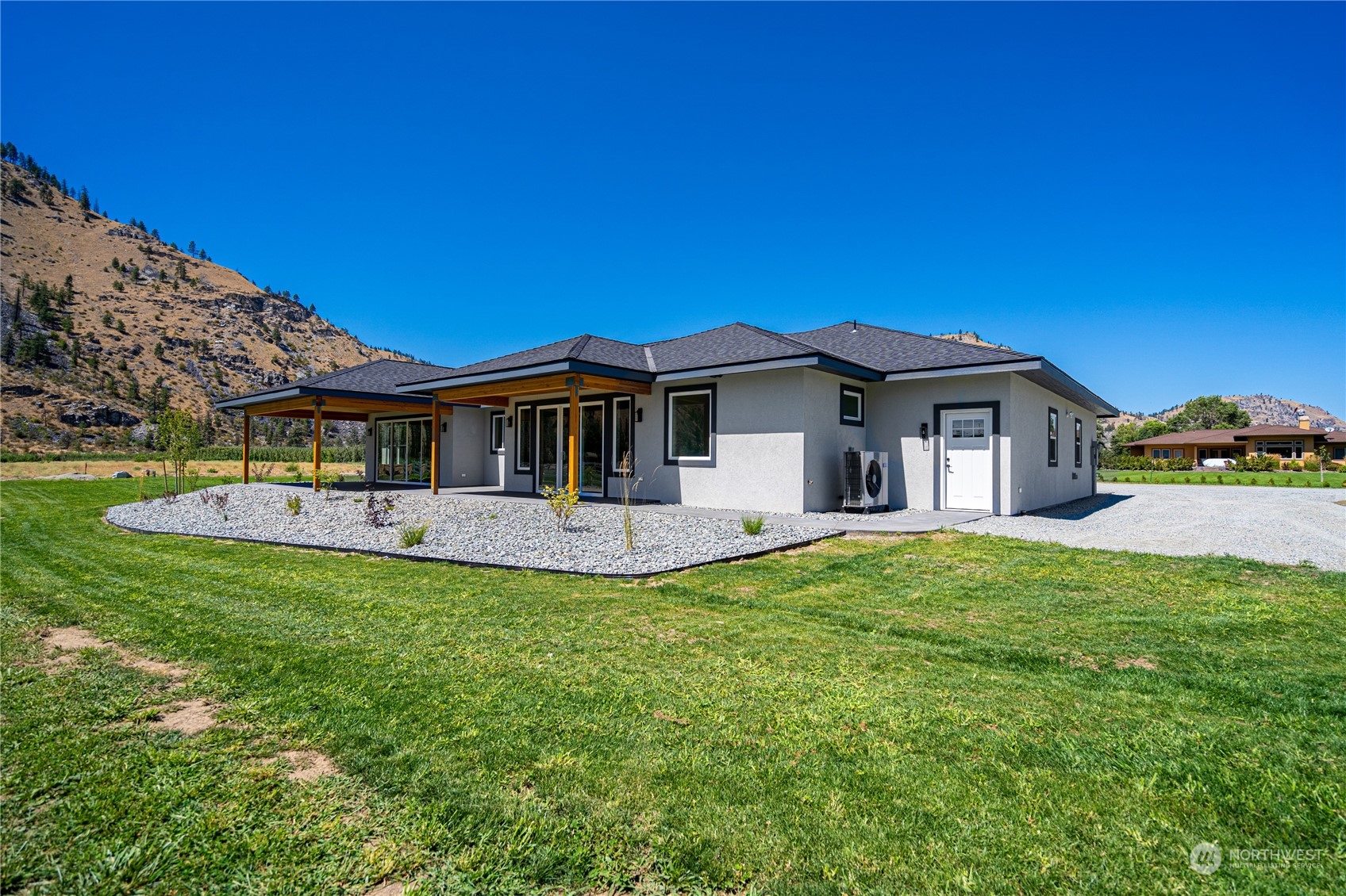 1275 Apple Acres Road