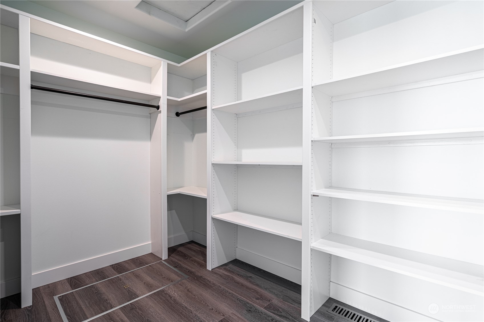 1275 Apple Acres Road