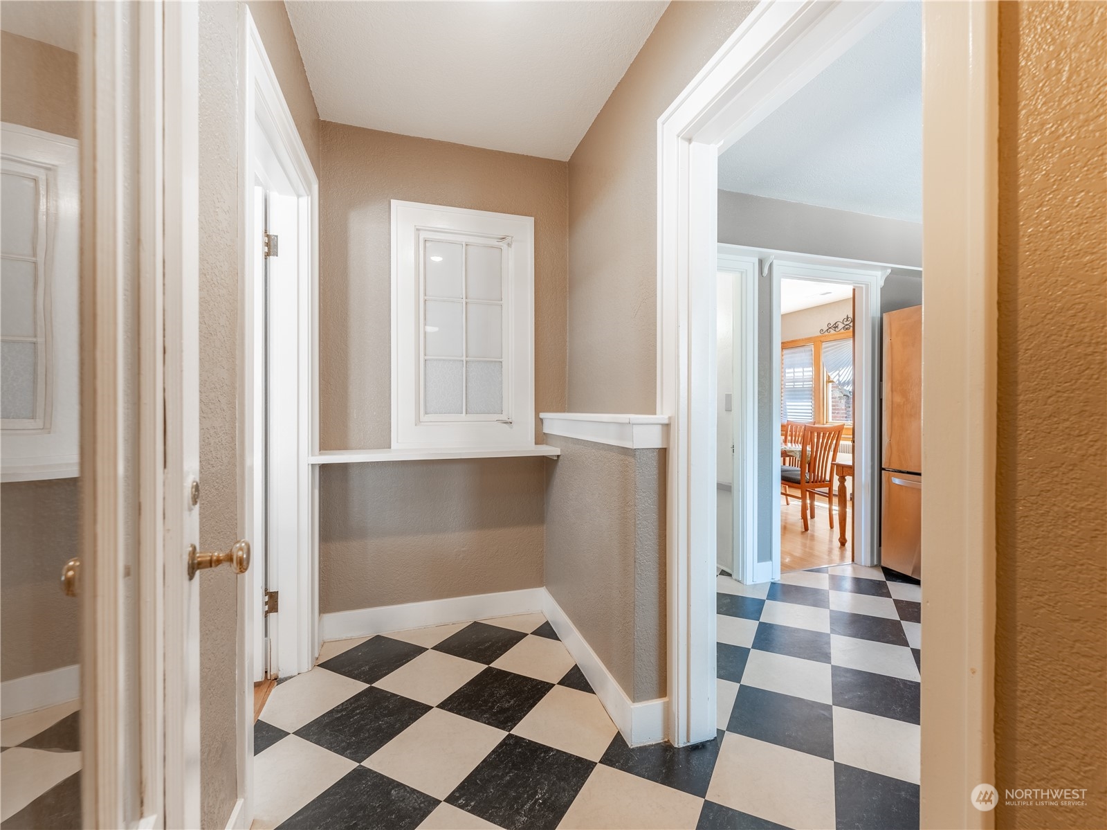 104 N Franklin Avenue