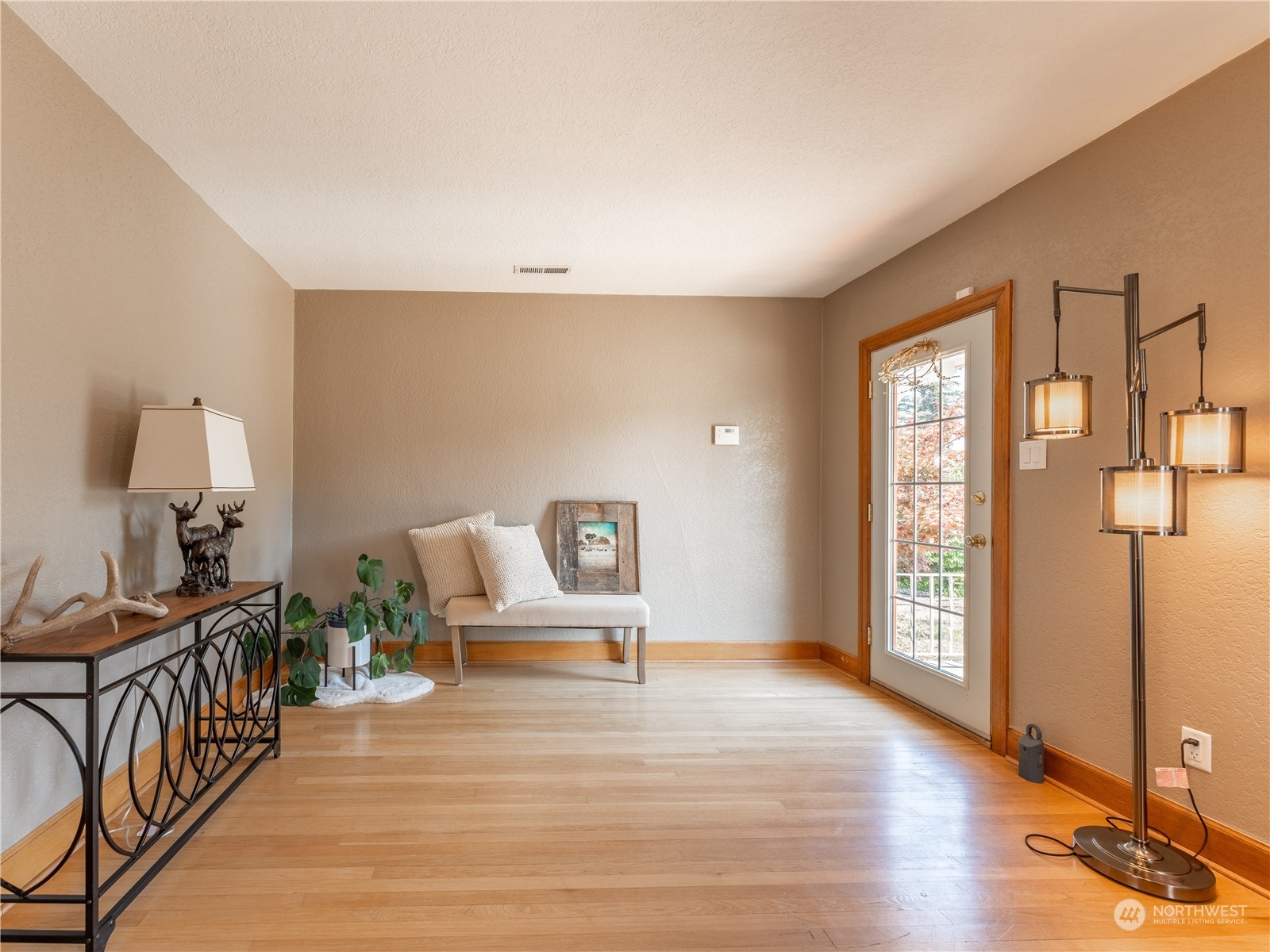 104 N Franklin Avenue