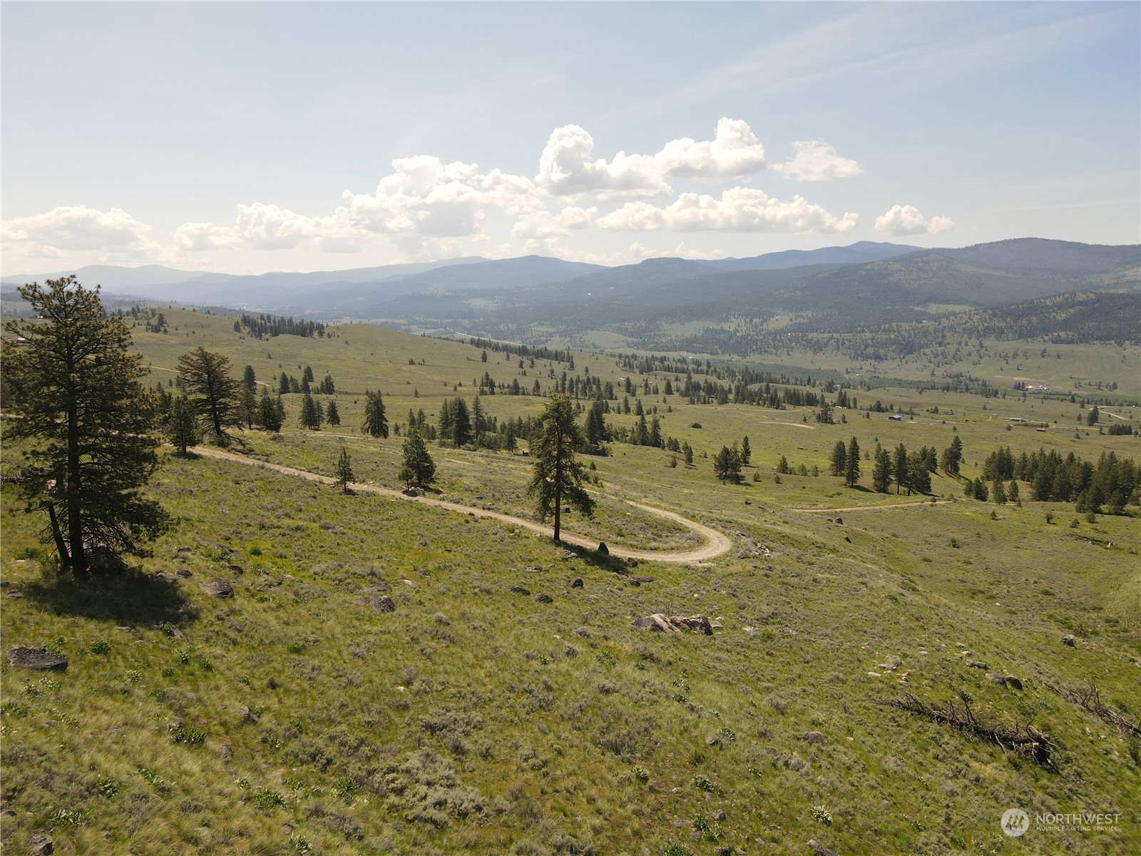 0 XX E Cayuse Mountain Road