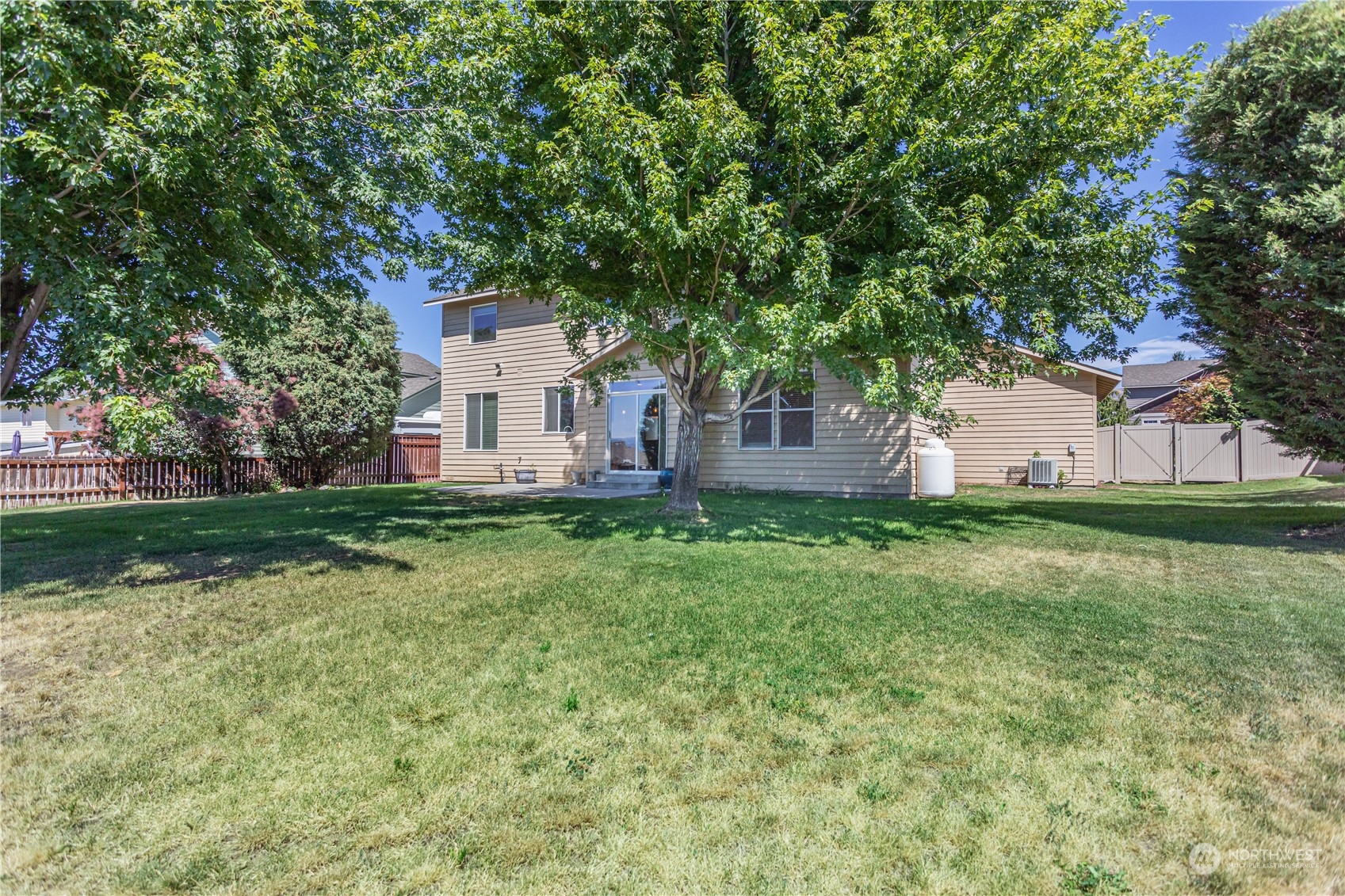 2555 Fancher Heights Boulevard