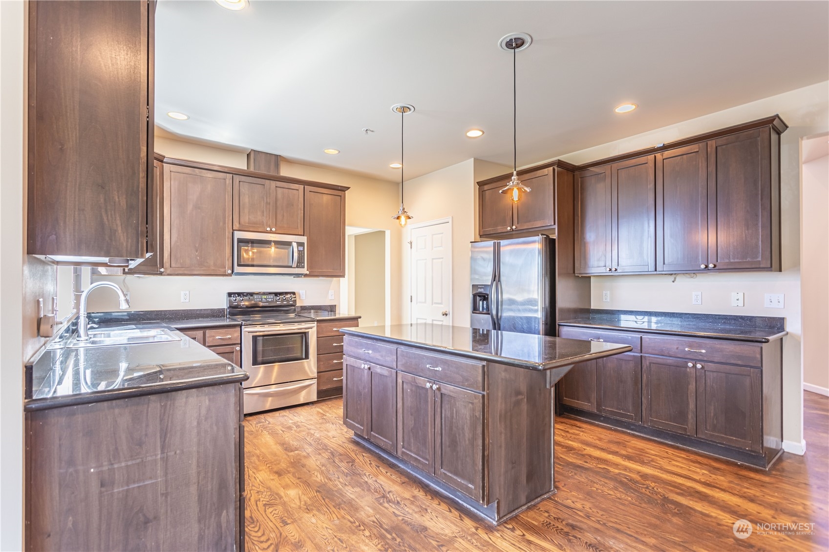 2555 Fancher Heights Boulevard