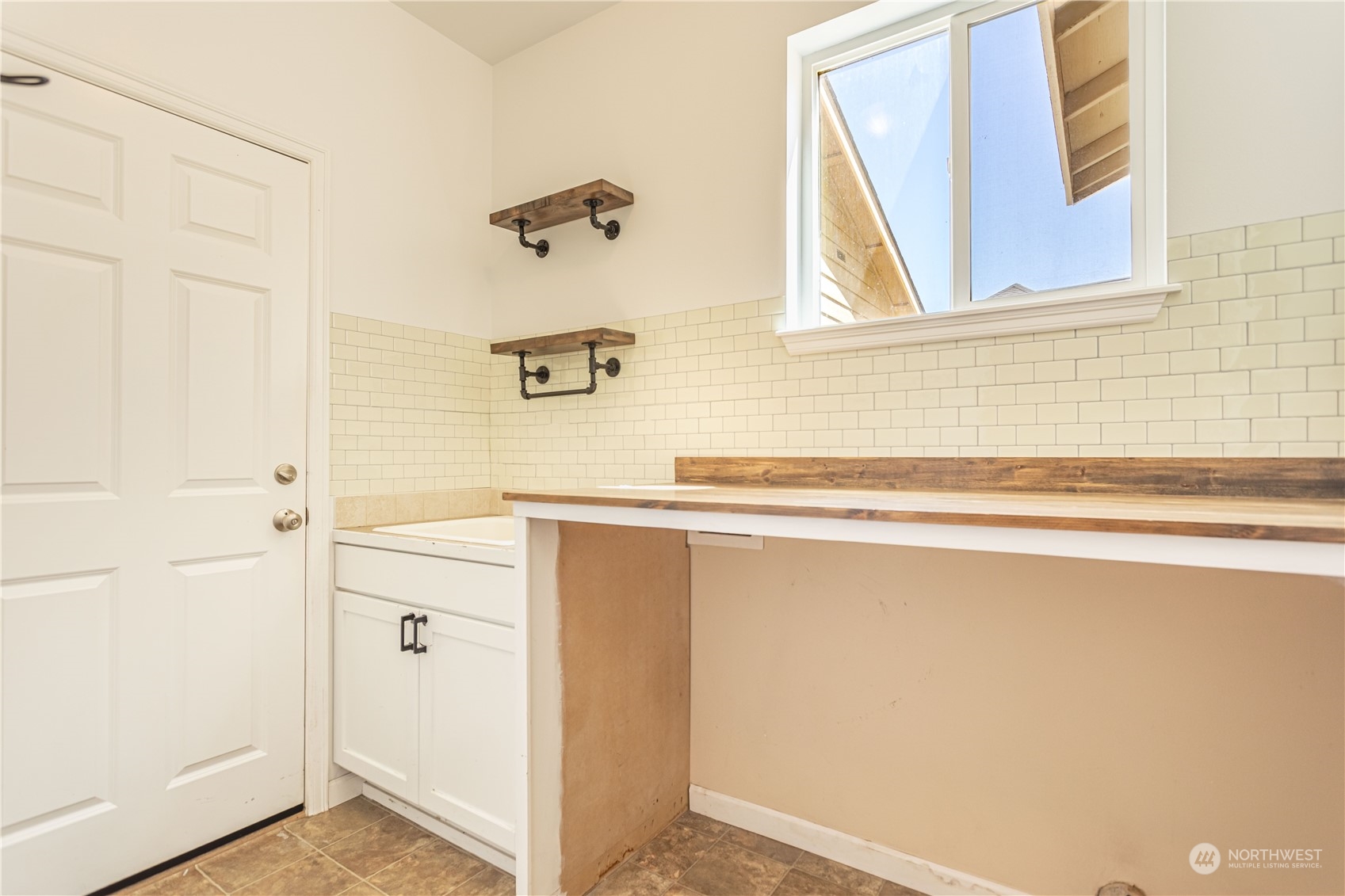 2555 Fancher Heights Boulevard