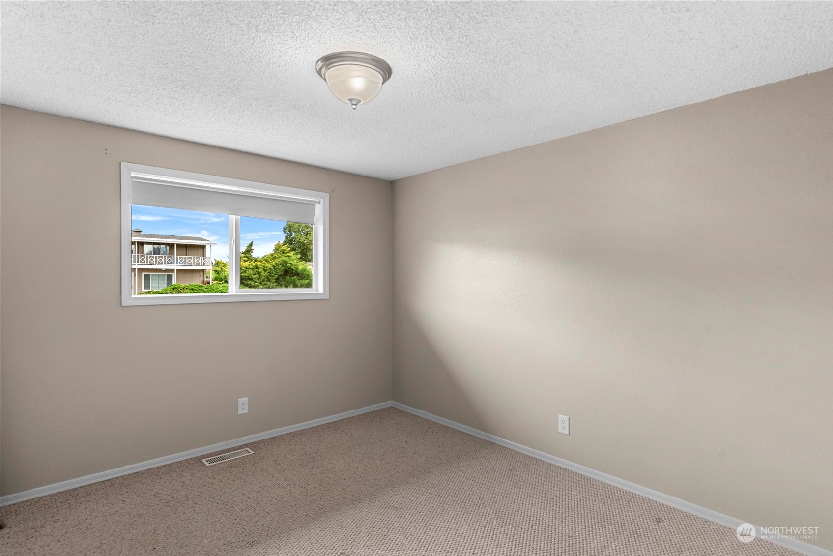2408 3rd Street NE