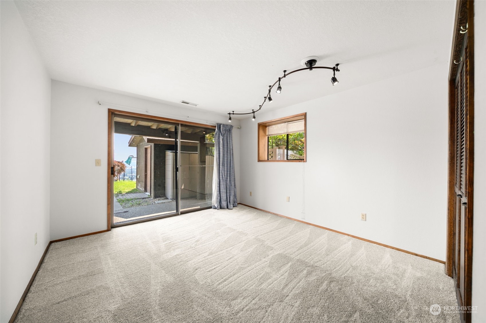 1027 Westmorland Drive