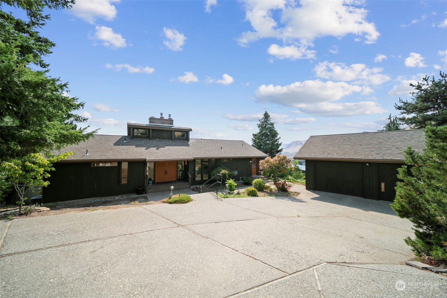 1027 Westmorland Drive