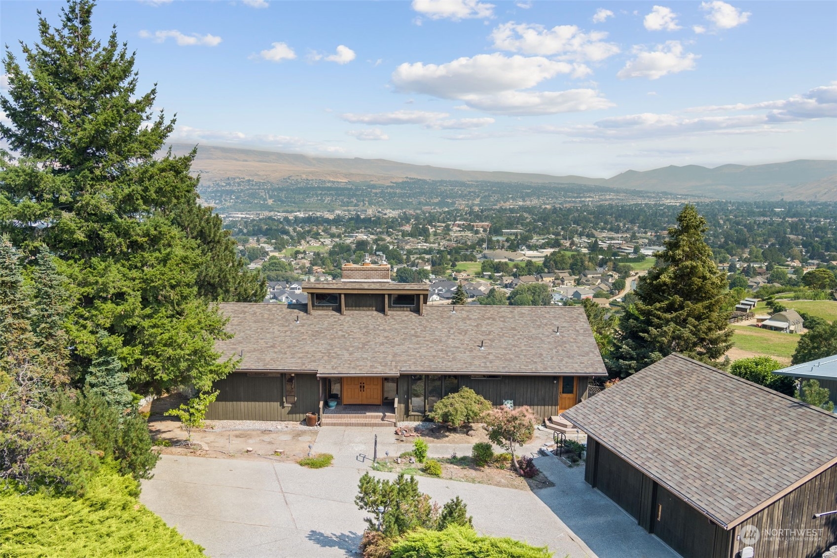 1027 Westmorland Drive