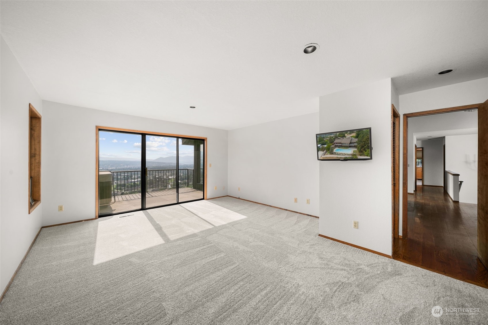 1027 Westmorland Drive