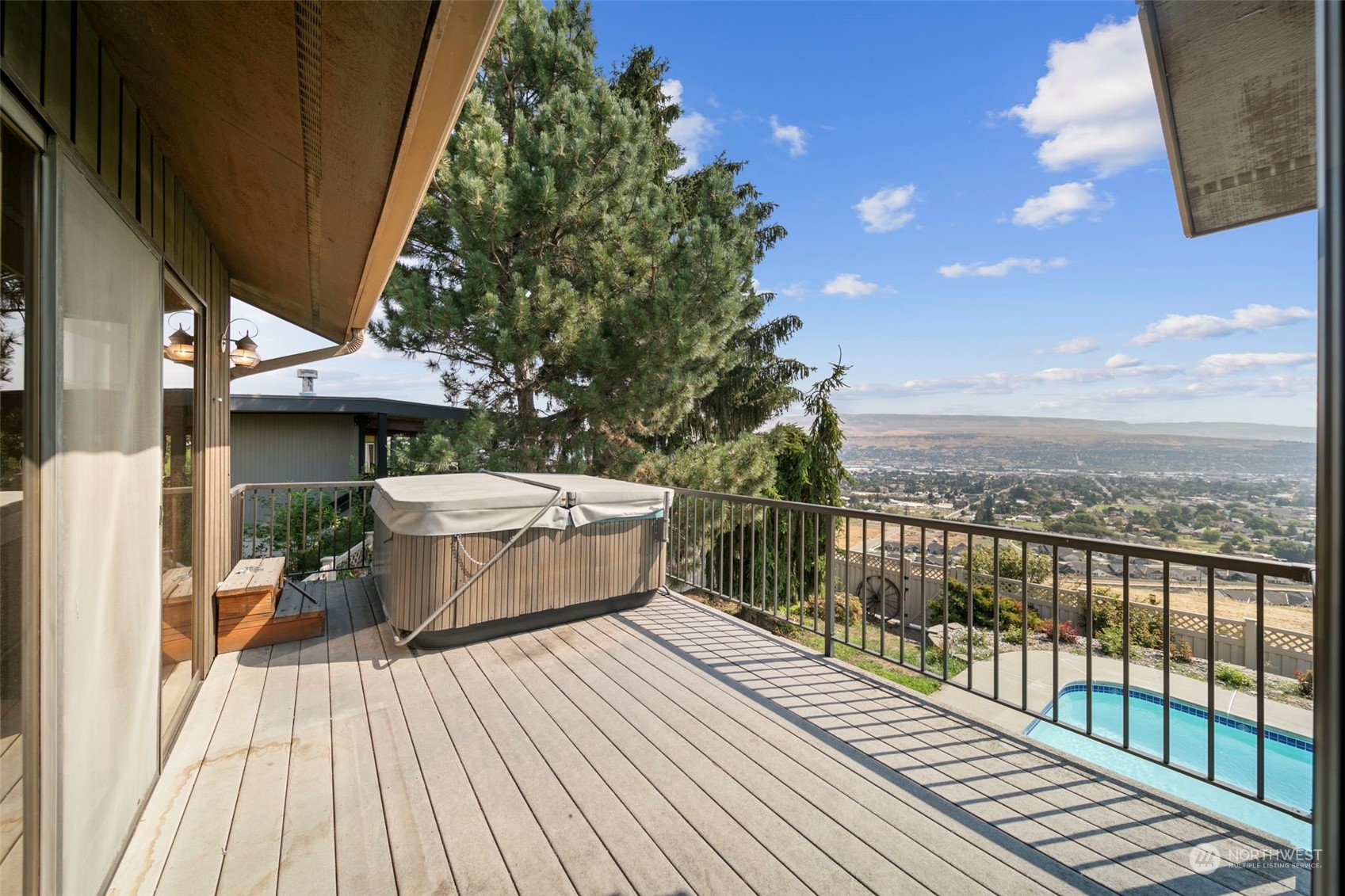 1027 Westmorland Drive