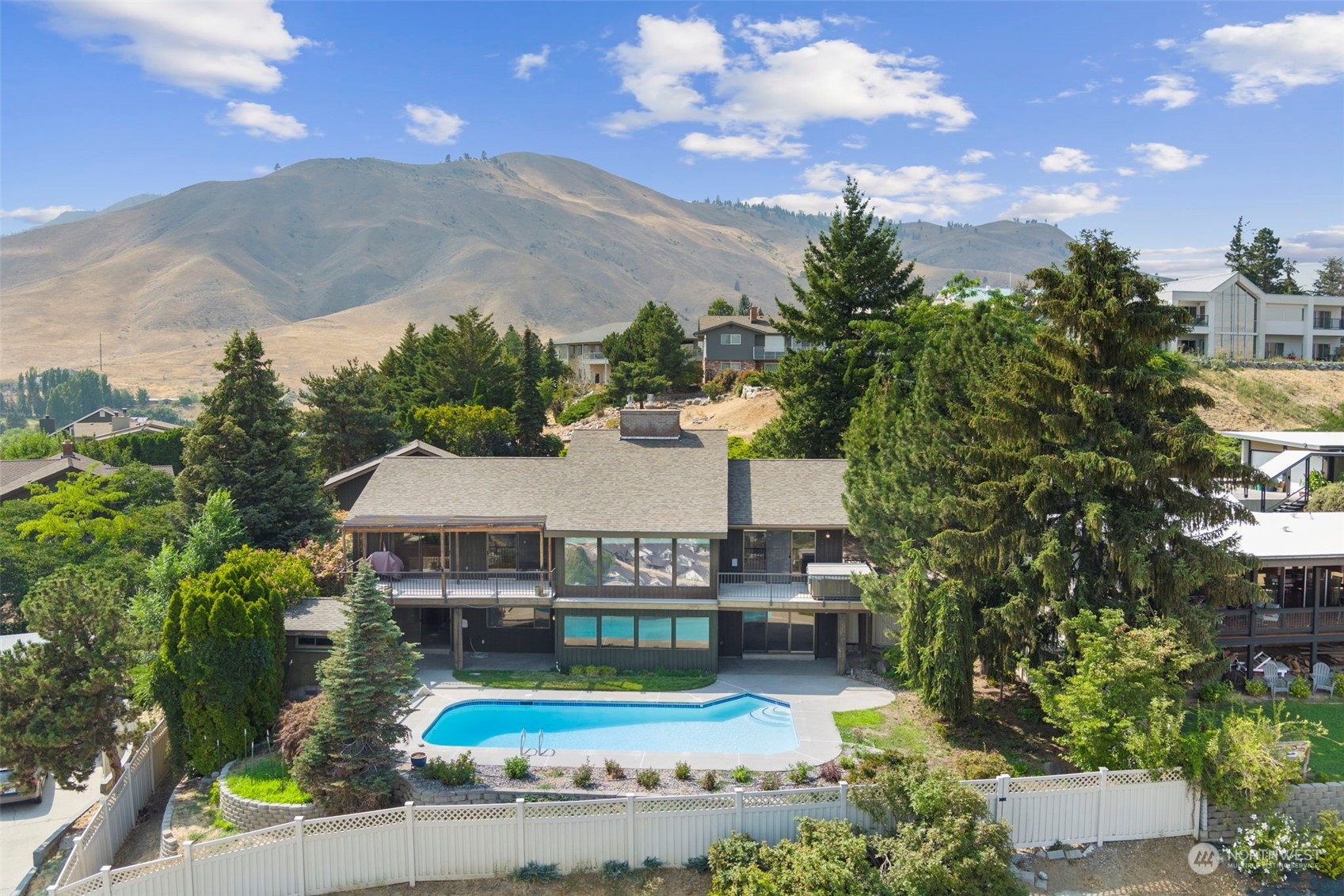 1027 Westmorland Drive