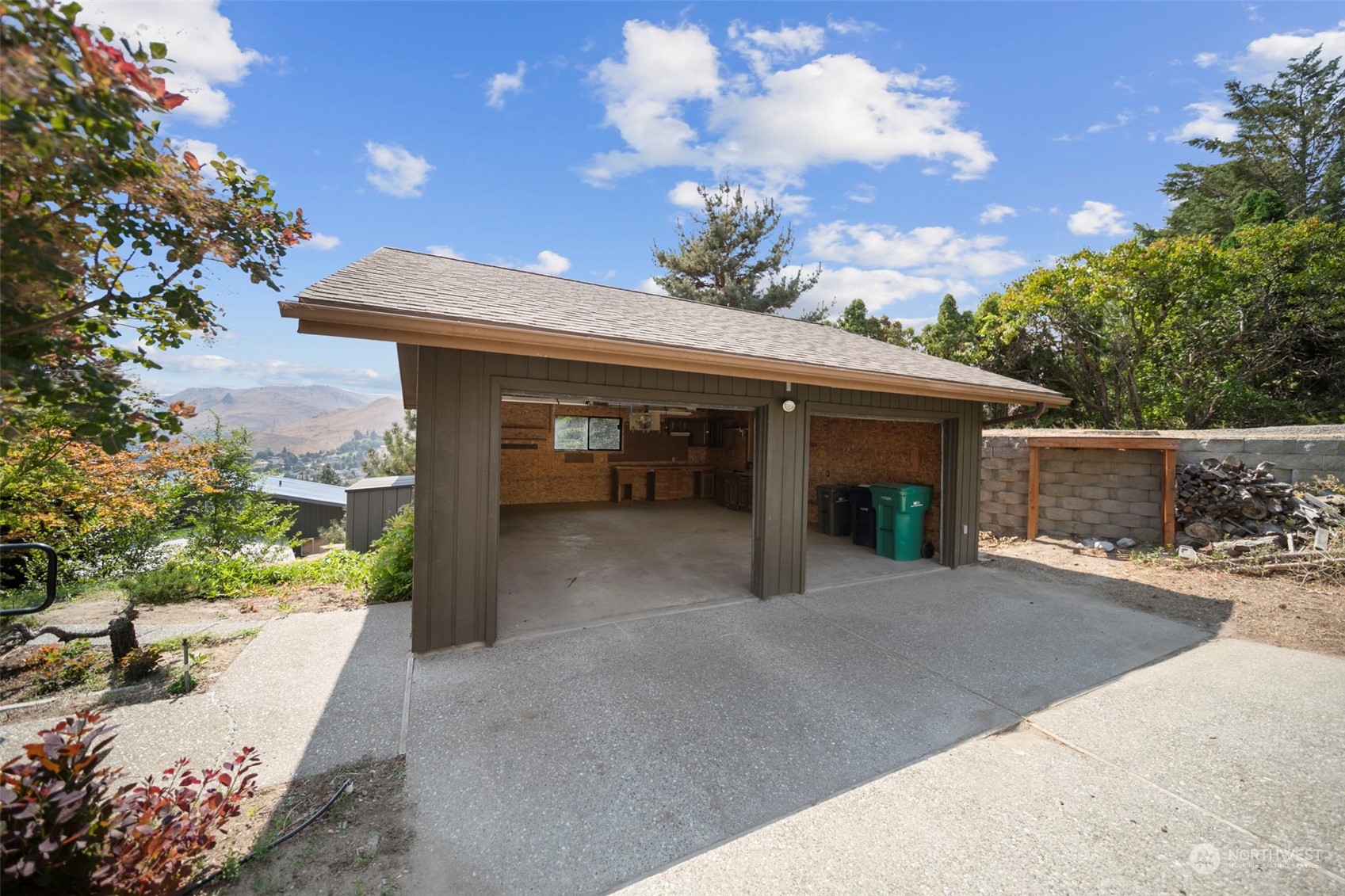 1027 Westmorland Drive