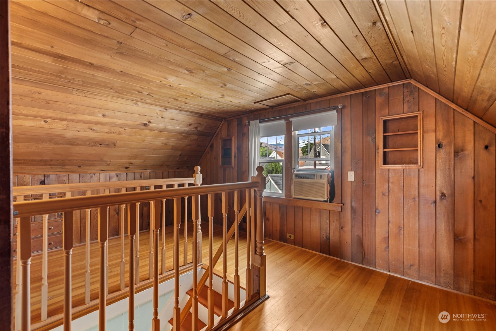 214 N Emerson Avenue