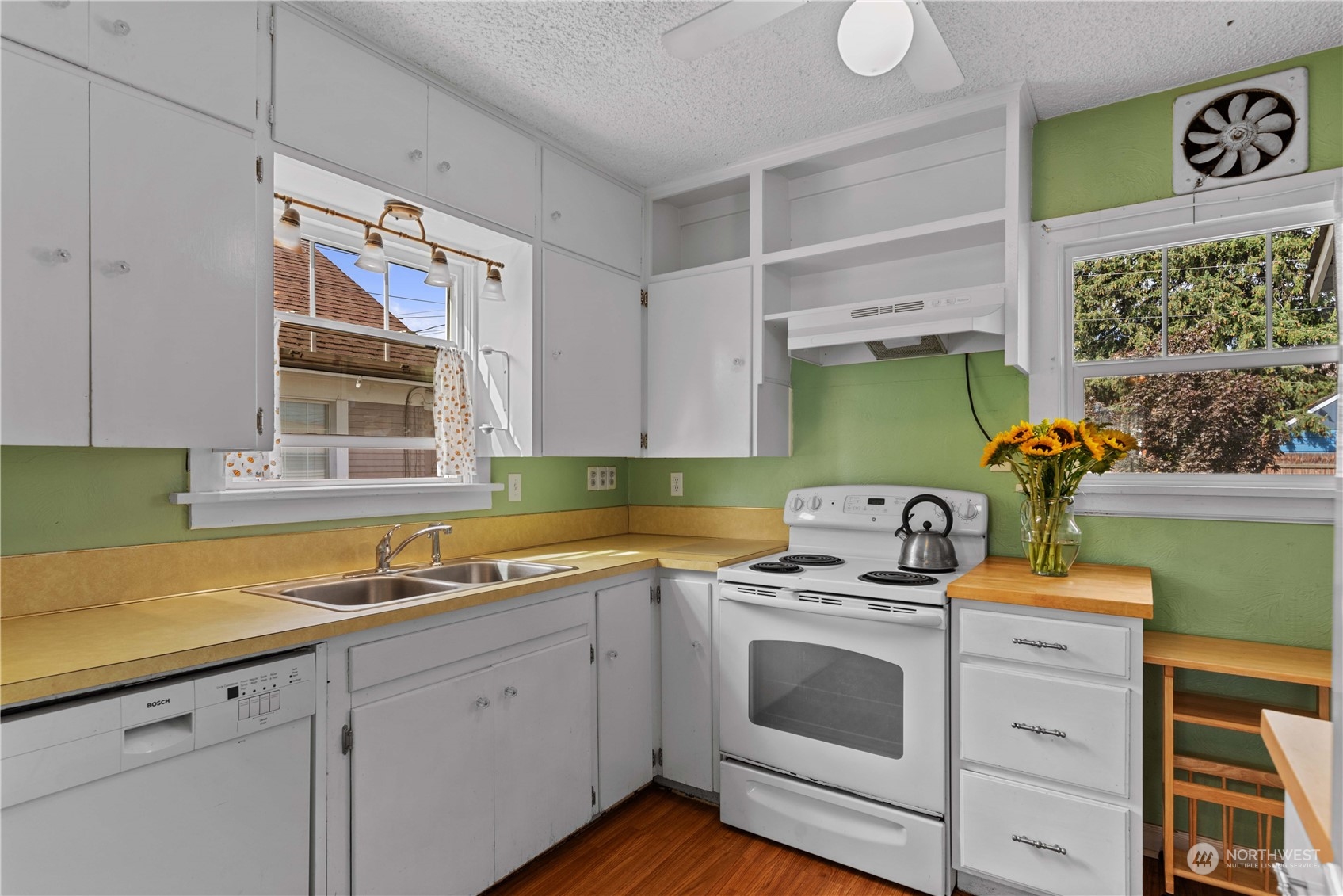 214 N Emerson Avenue