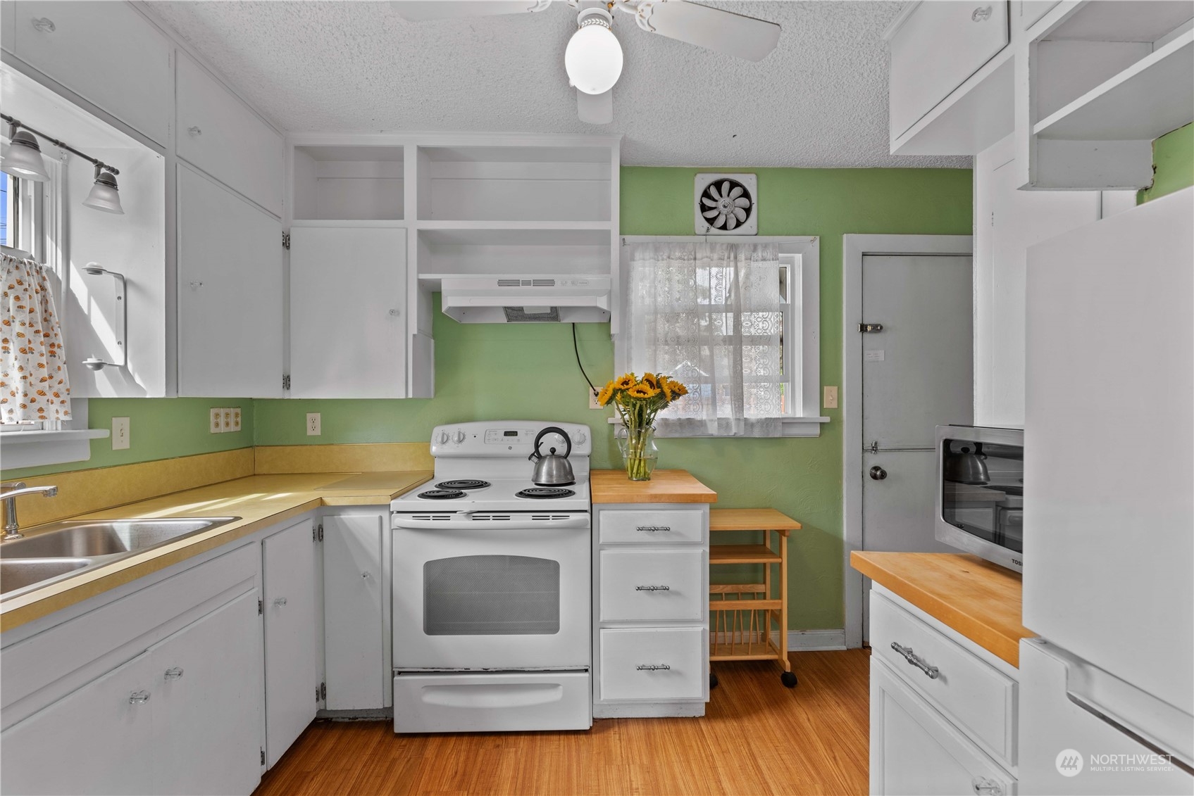 214 N Emerson Avenue