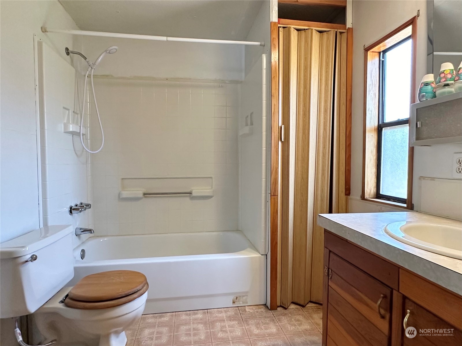 1611 S Methow Street Unit: 3