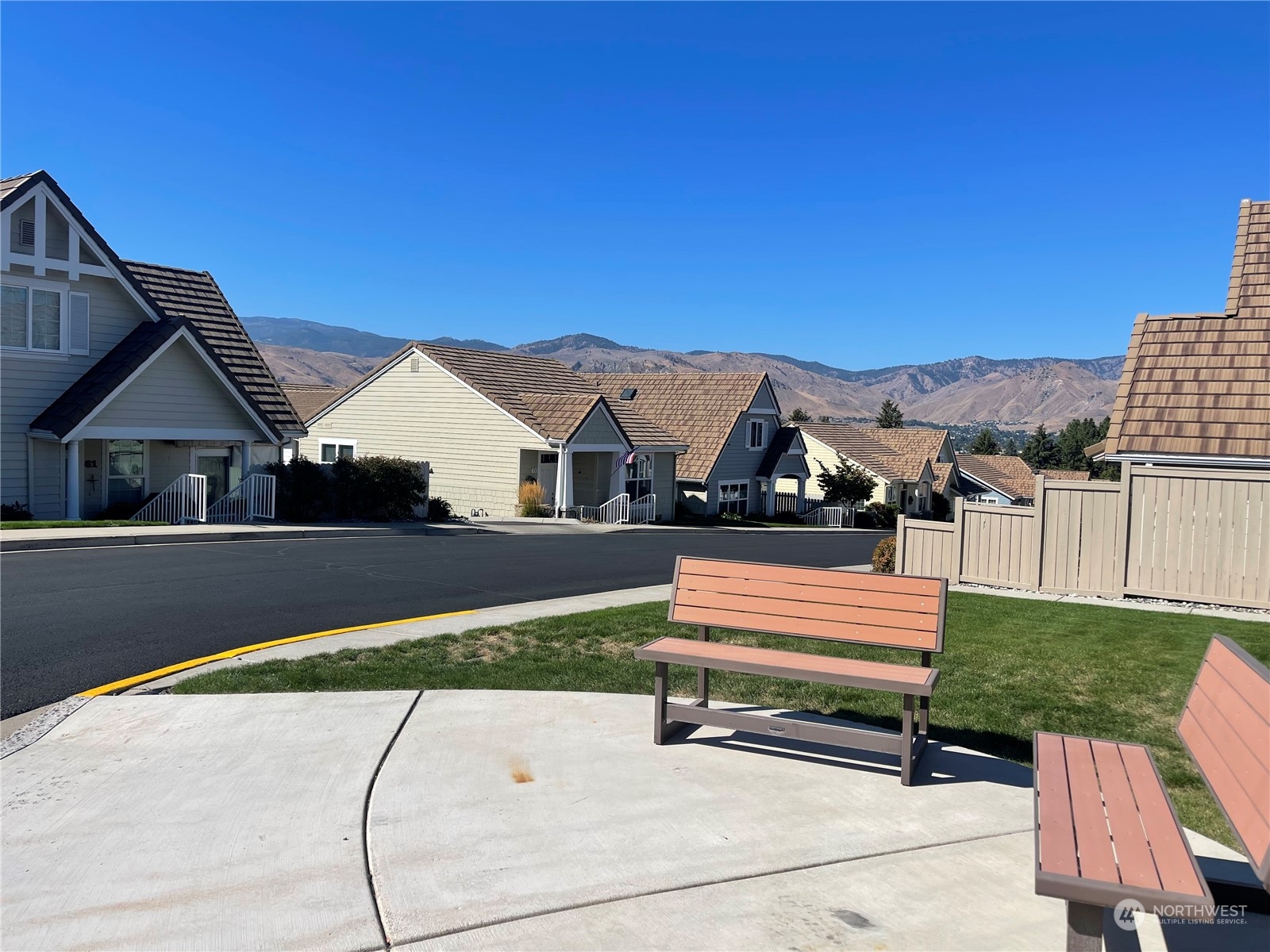 1494 Eastmont Ave Unit: 30