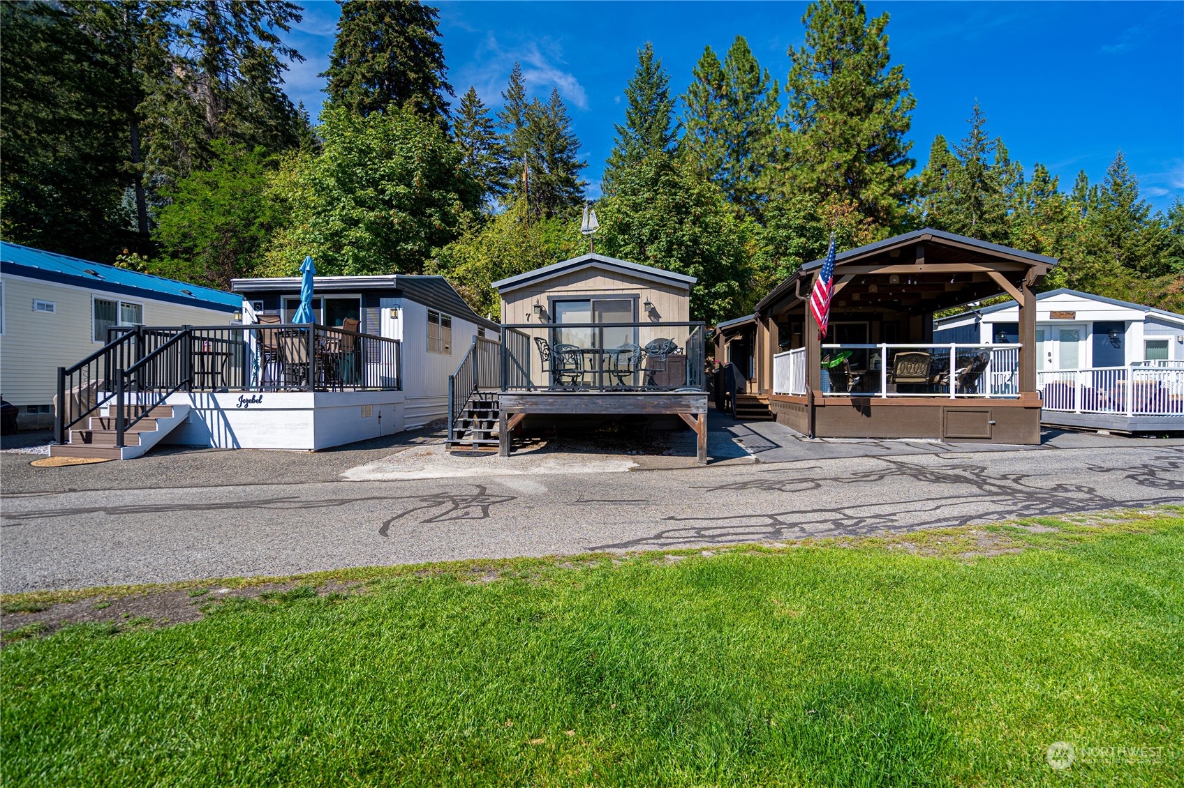 11155 S Lakeshore Dr Unit: 7A