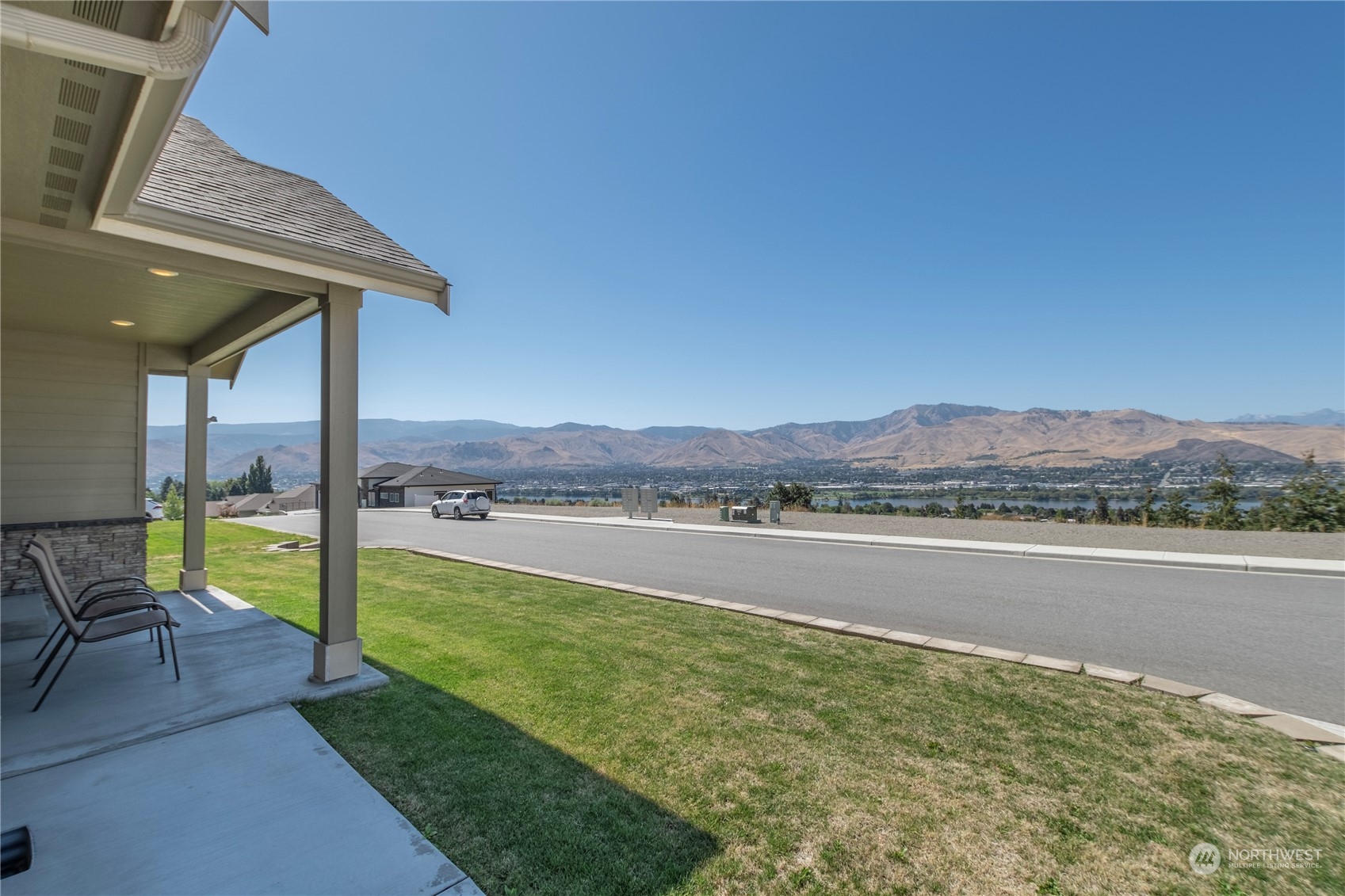 2949 N Breckenridge Drive