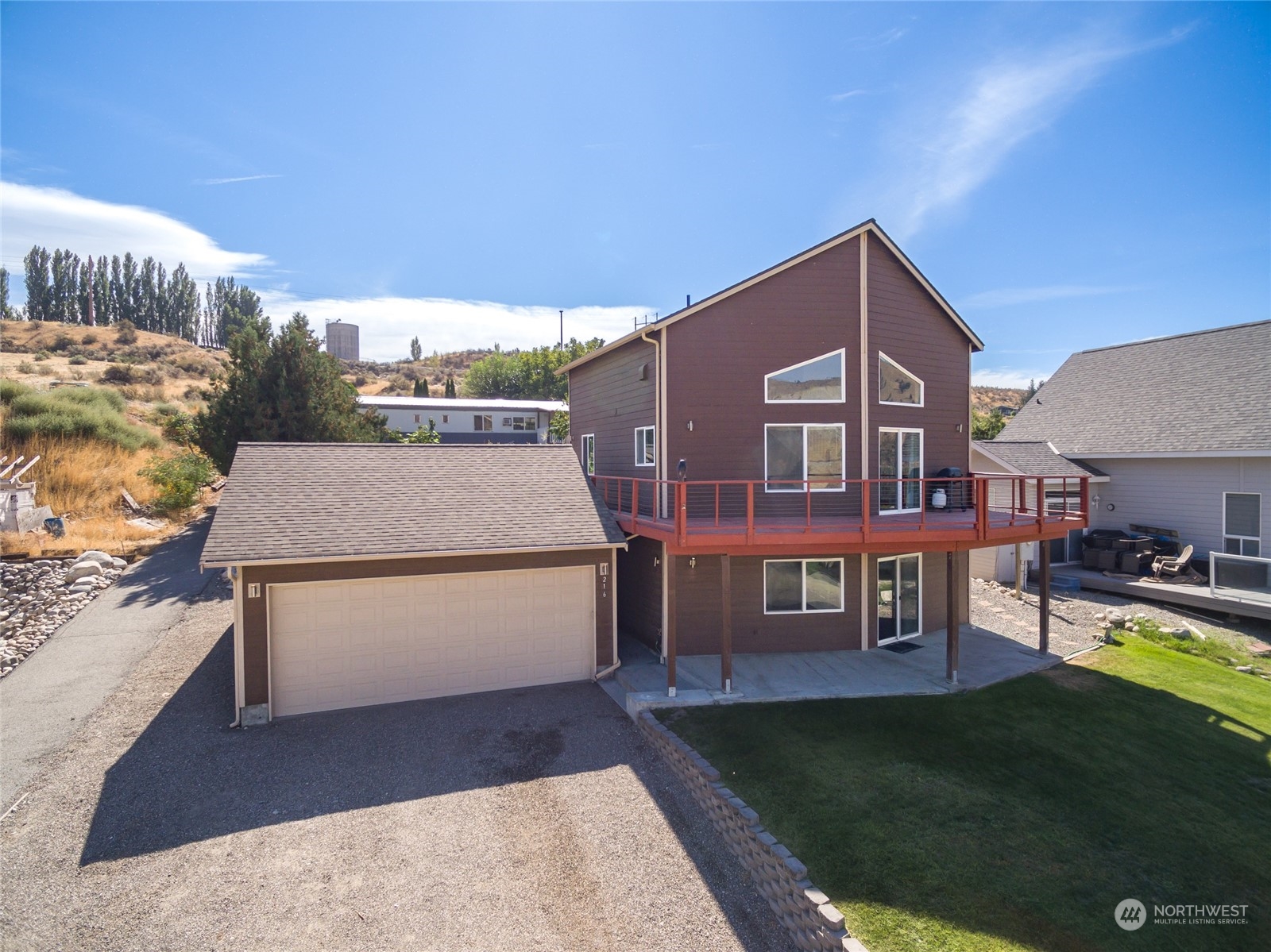 216 Willow View Drive