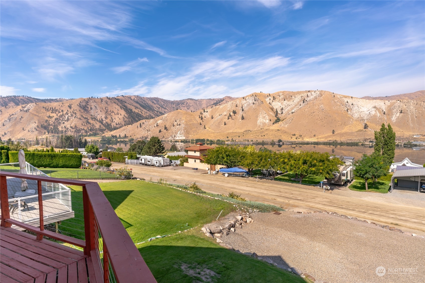 216 Willow View Drive