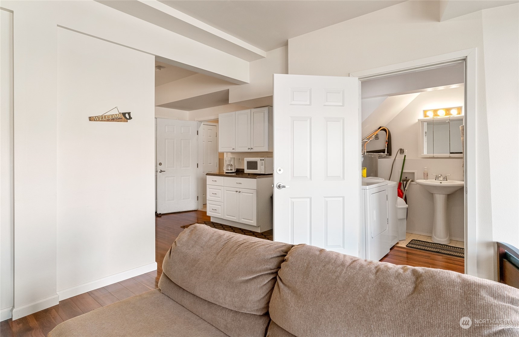 216 Willow View Drive