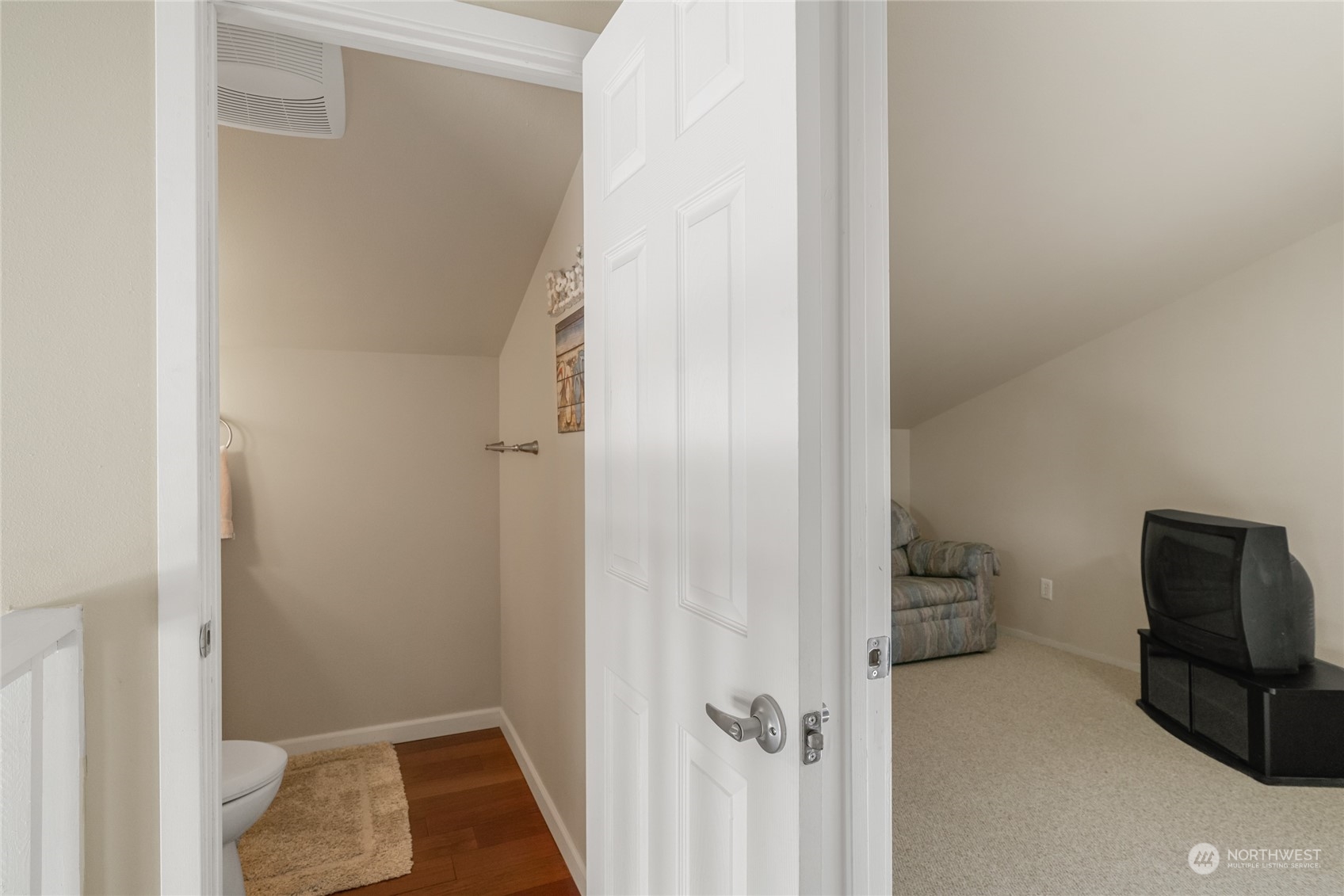 216 Willow View Drive