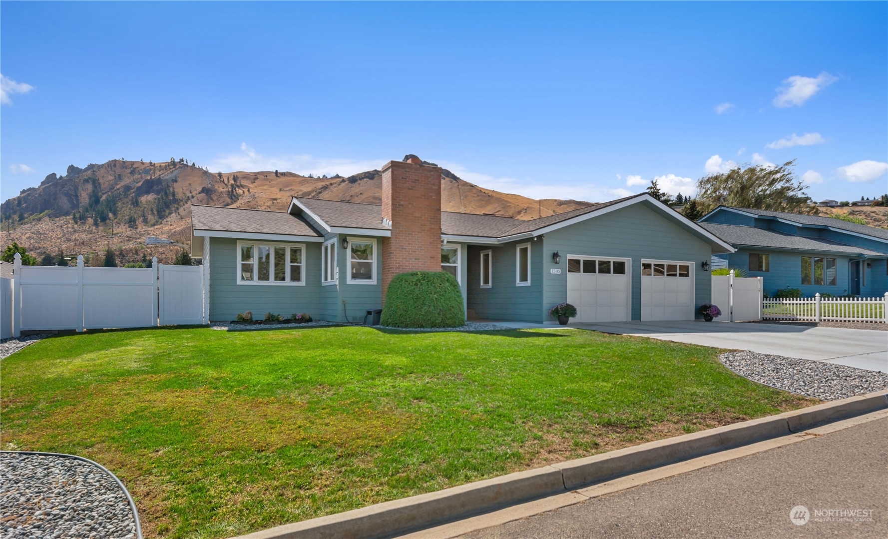 1505 Medina Place