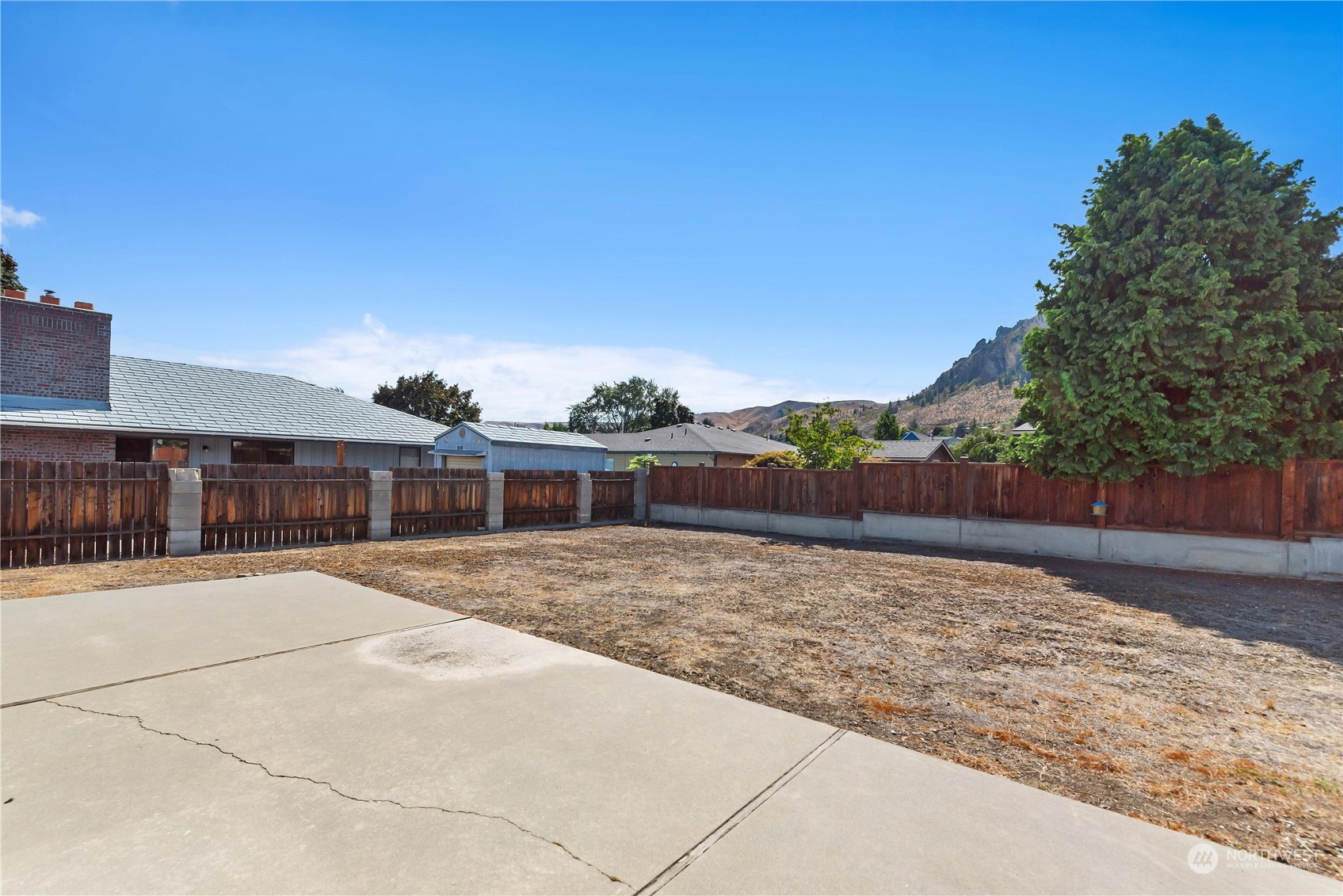 1505 Medina Place