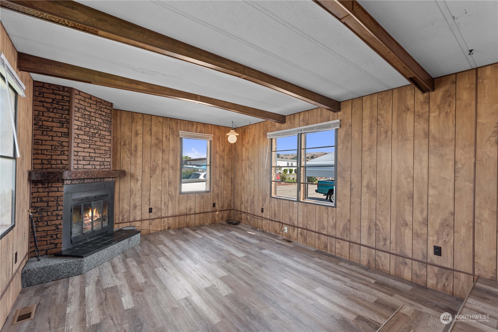 455 9th Street NE Unit: 34