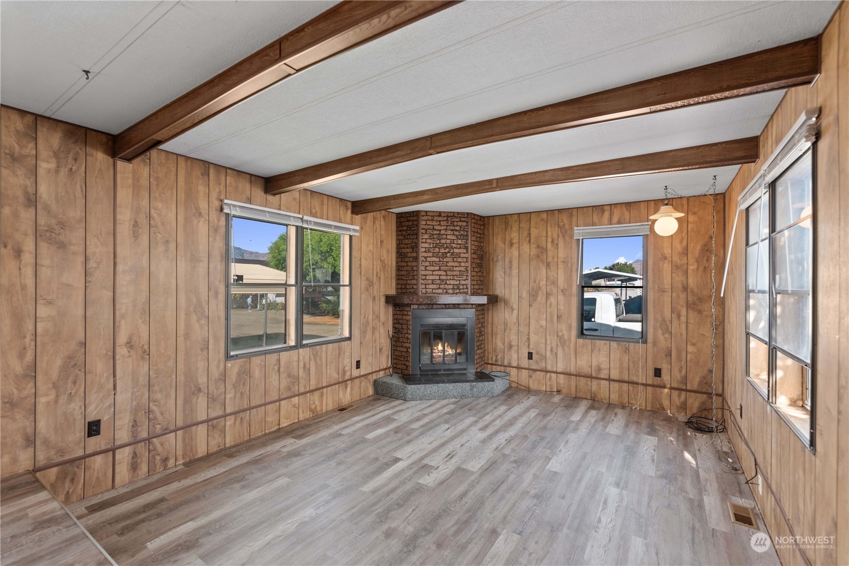 455 9th Street NE Unit: 34