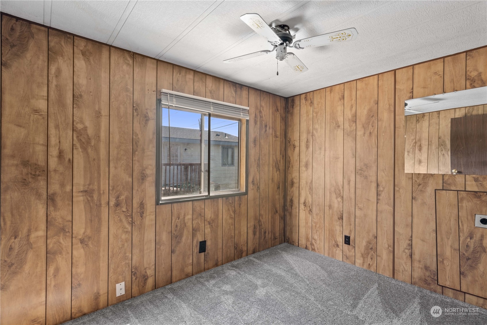 455 9th Street NE Unit: 34