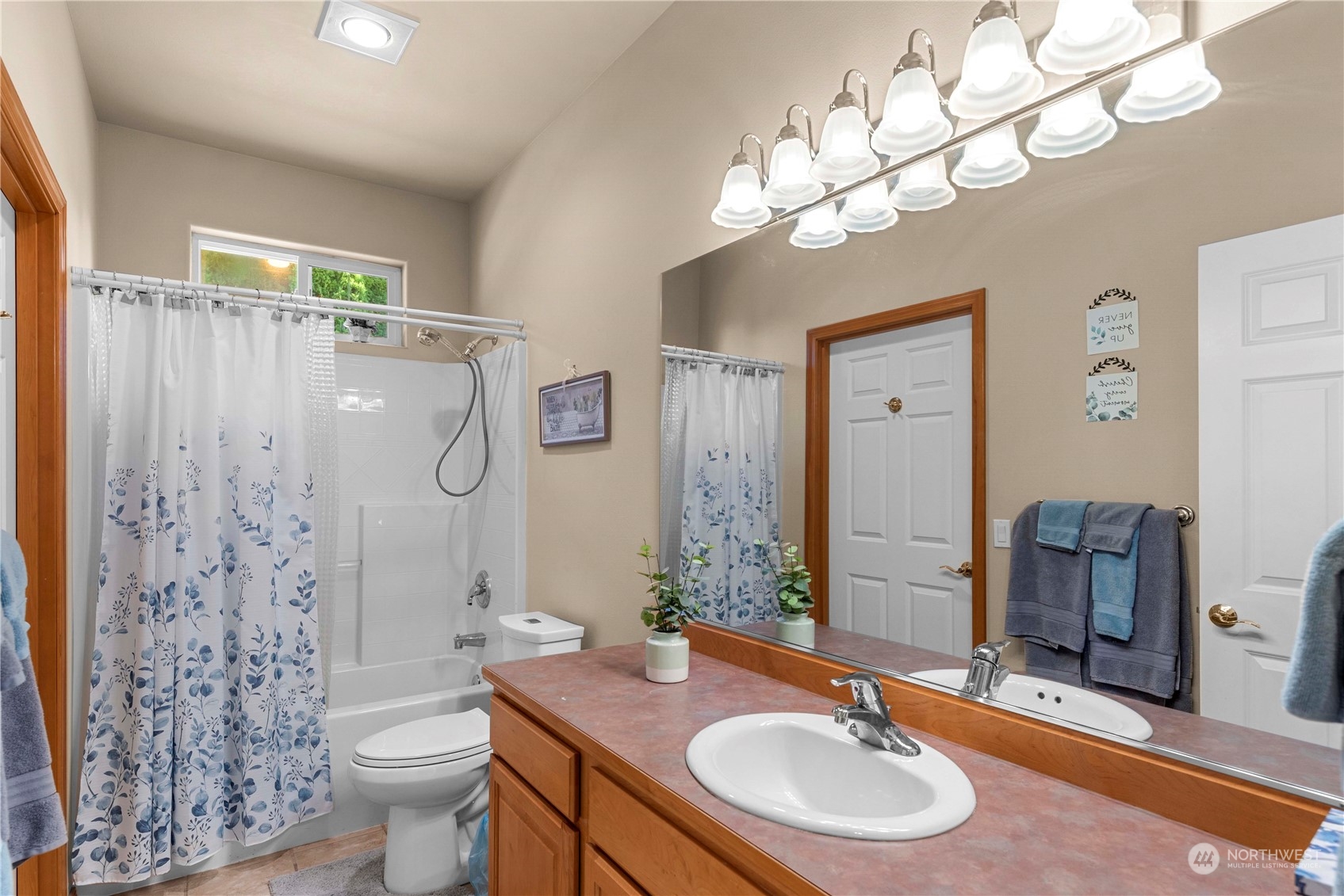 102 View Ridge Circle