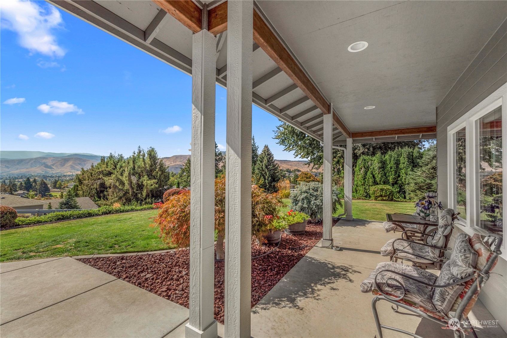 102 View Ridge Circle