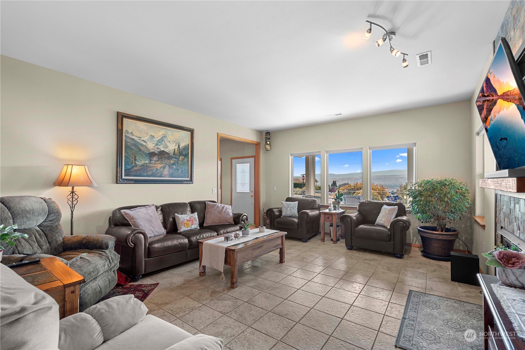 102 View Ridge Circle