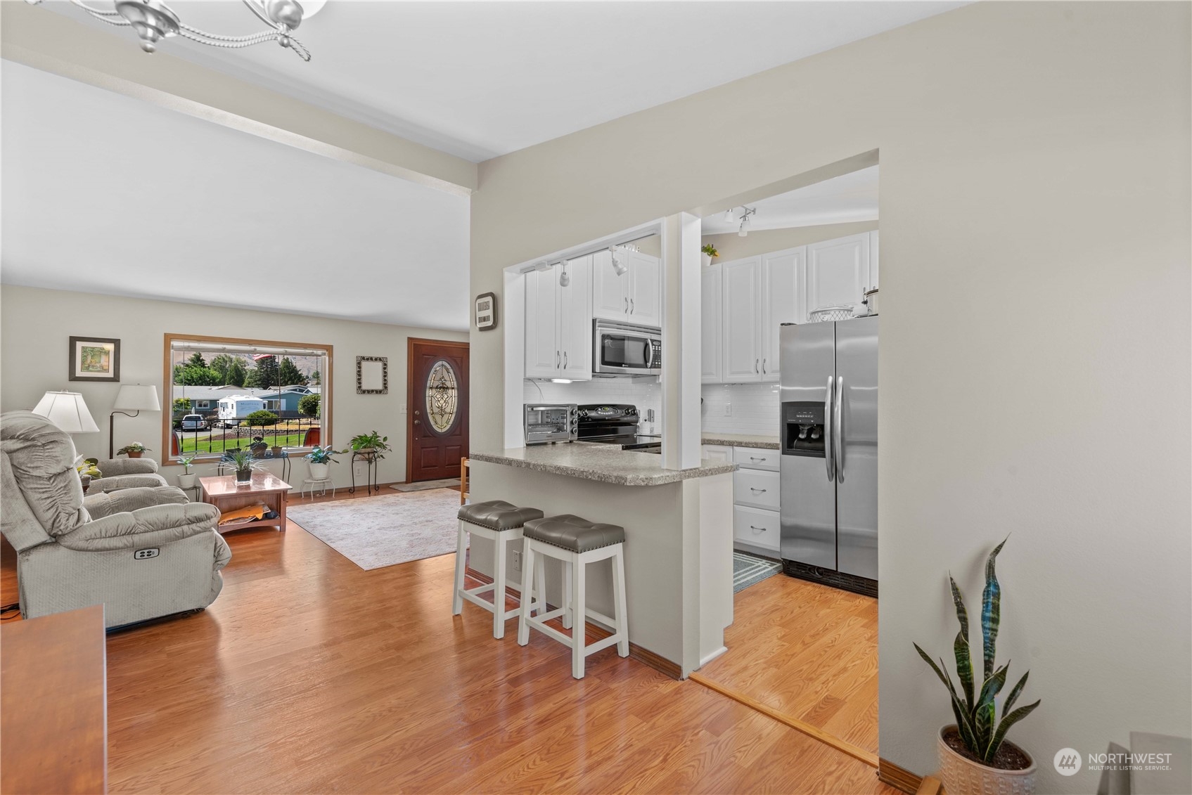 1606 Clark Drive Unit: 3