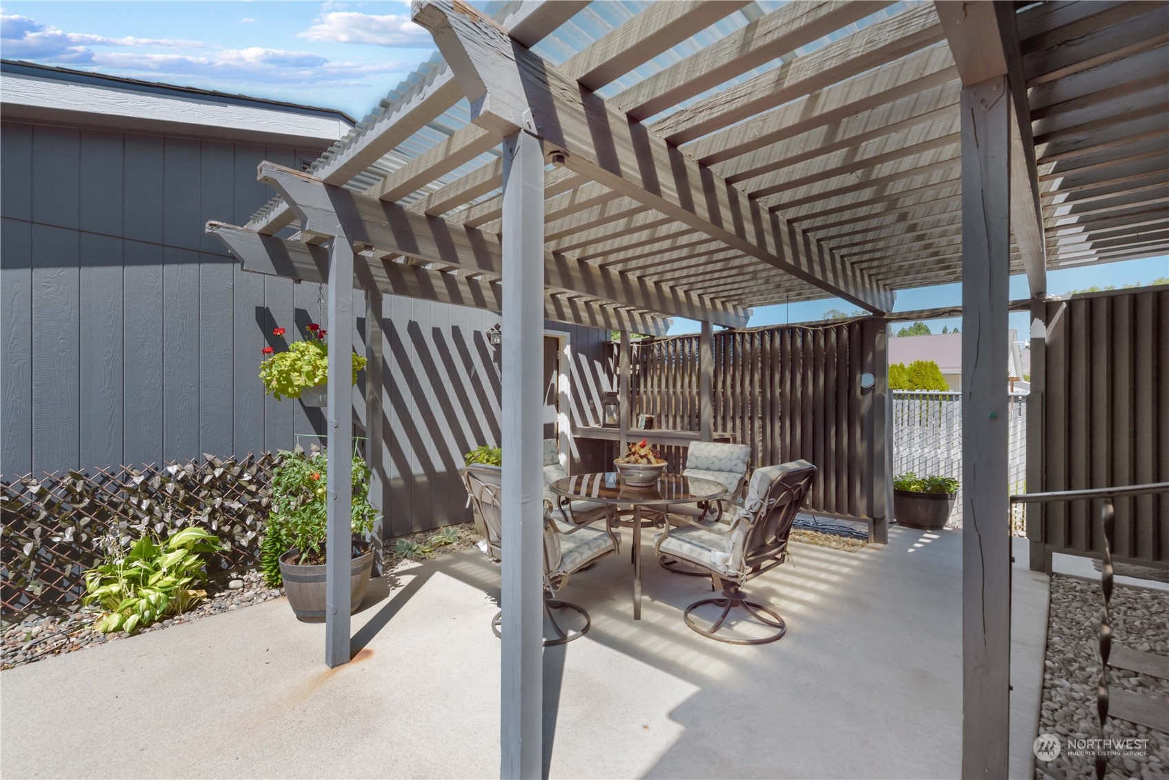 1606 Clark Drive Unit: 3