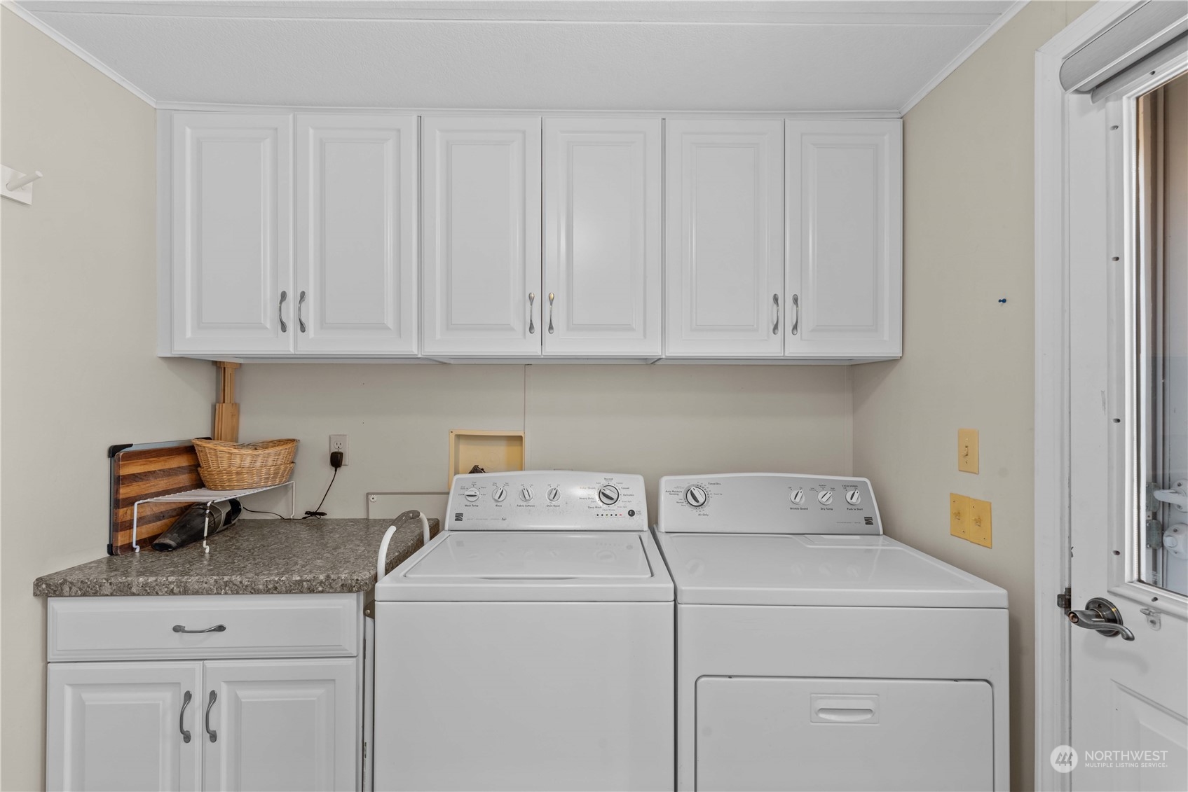 1606 Clark Drive Unit: 3