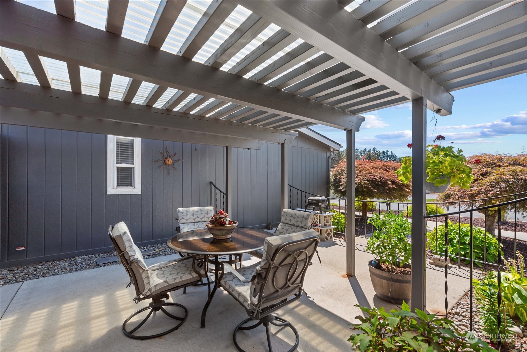 1606 Clark Drive Unit: 3