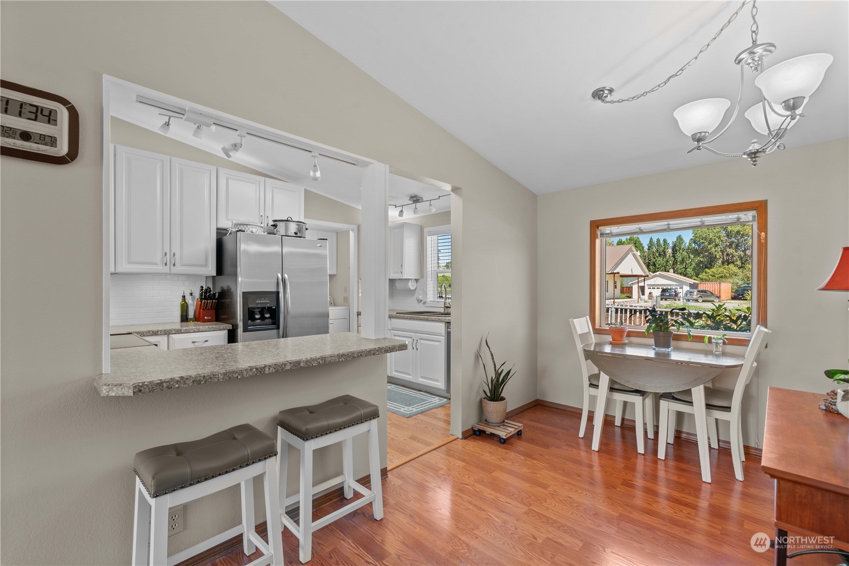 1606 Clark Drive Unit: 3